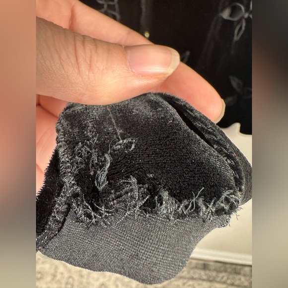 Vintage Vivienne Tam Velvet Cut Out black button up shirt Size Unknown/ Large - Picture 7 of 8